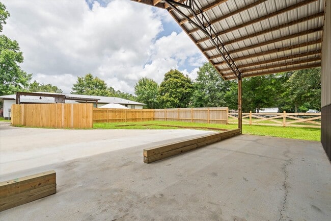 Building Photo - 10182 Co Rd 24