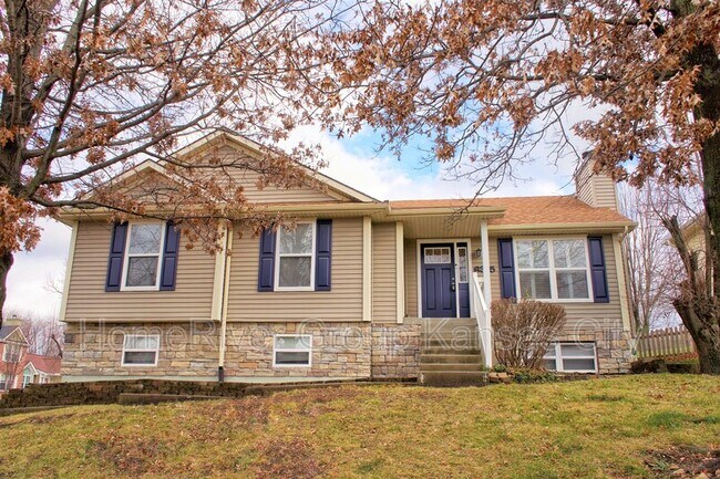 Primary Photo - 6315 N Quincy Ave