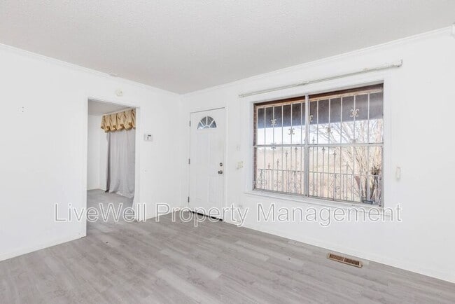 Building Photo - 1213 Lafayette St