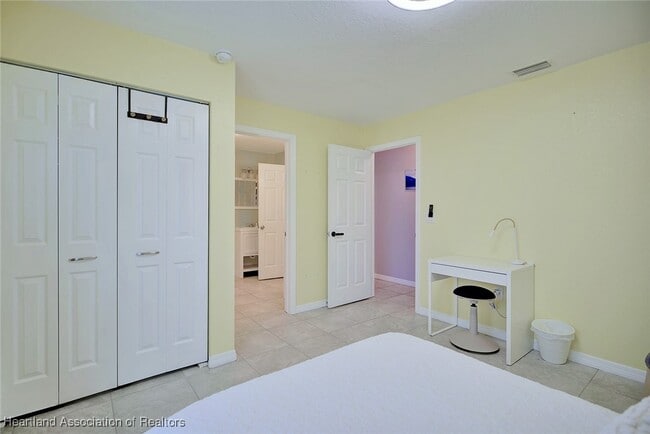 Building Photo - 4706 Mercado Dr