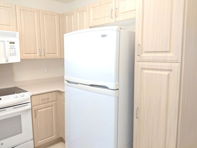 Building Photo - 296MAT