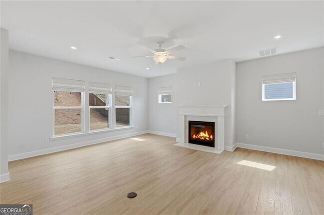 Building Photo - 2044 Garvin Rd