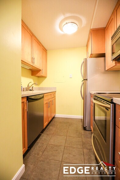 Building Photo - 18 Ellery St