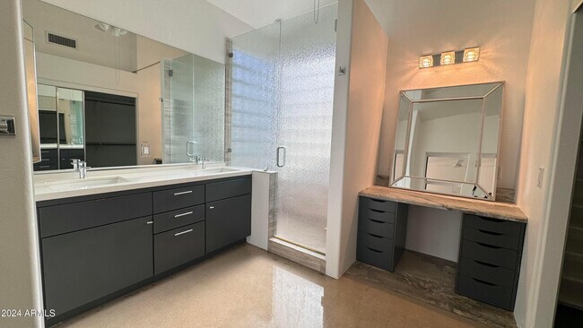 Building Photo - 14681 N 97th Pl