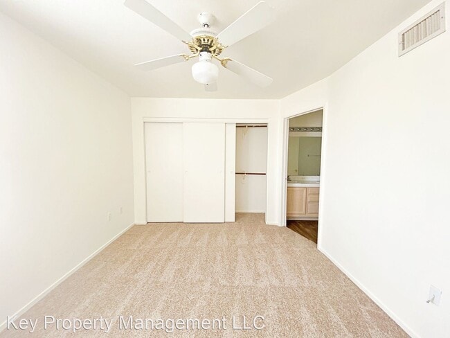Building Photo - 2 br, 2 bath House - 7950 W. Flamingo Rd #...