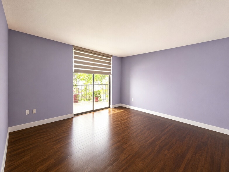 Building Photo - 8045 SW 107th Ave