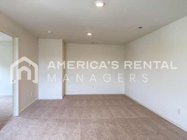 Building Photo - New Construction Home for Rent in Kimberly...