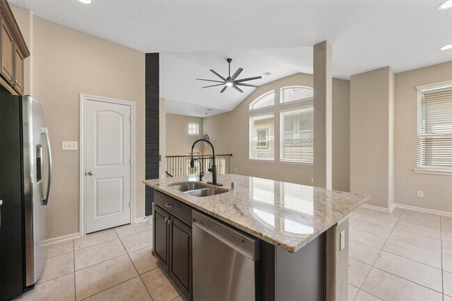 Building Photo - 130 Biltmore Loop