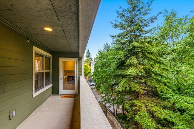 Building Photo - 2Bd/1Ba Seattle Condo