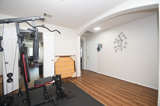 Building Photo - 2110 Dolan Hills Ct