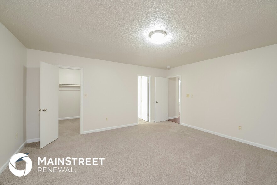 Building Photo - 338 Lori Ln