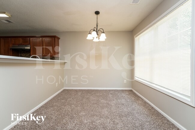 Building Photo - 255 Fieldview Ln