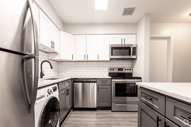 Kitchen - Grand Park Apartments