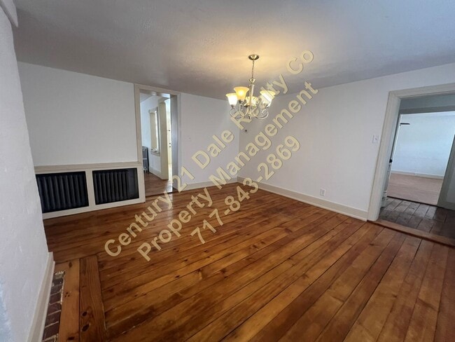 Building Photo - 3 Bedroom Home in Southern School District