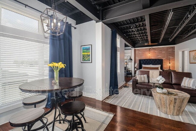 Building Photo - 125 N Kentucky Ave