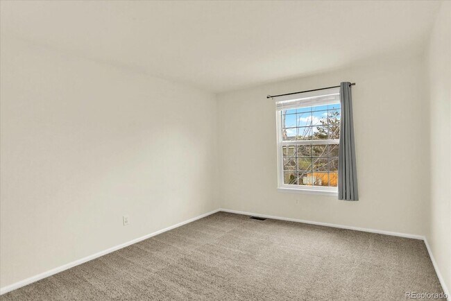 Building Photo - 2246 Mountain Sage Dr