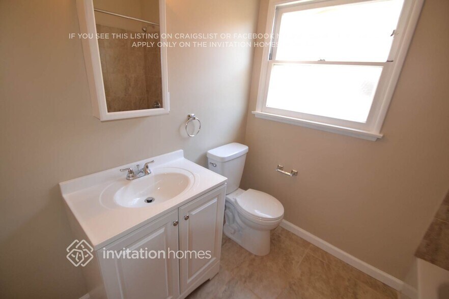 Building Photo - 14230 Enadia Way