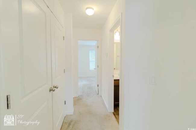 Building Photo - 206 Banbury Ln