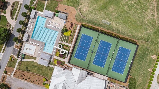 Building Photo - 2596 Rock Maple Dr NE