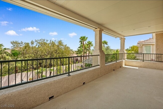 Building Photo - 3010 Hammerwood Dr