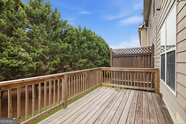 Building Photo - 10851 Alderwood Cove