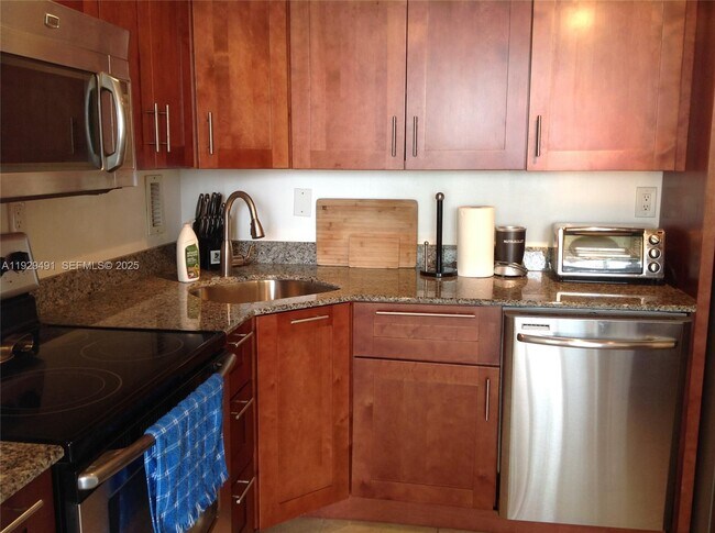 Building Photo - 1865 79th Street Causeway