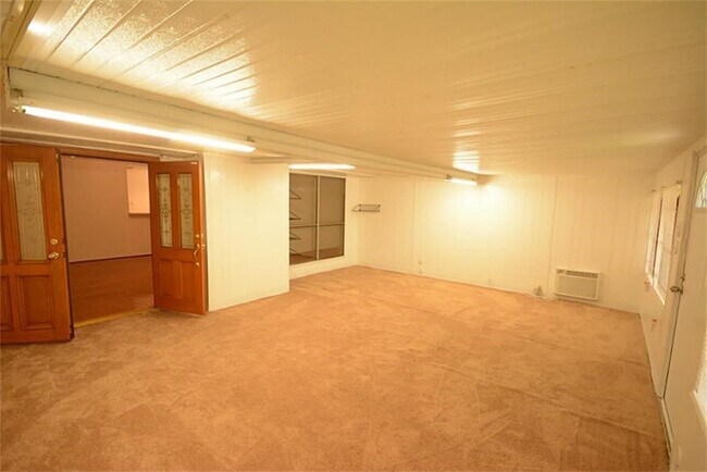 Building Photo - 13719 Rocky Bluff Dr