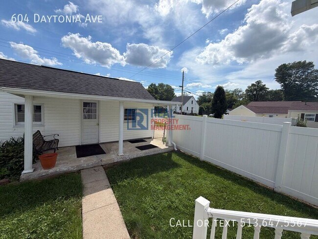Building Photo - 604 Daytonia Ave