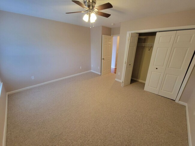 Building Photo - 3 Bed, 2 bath Home Available in Anderson