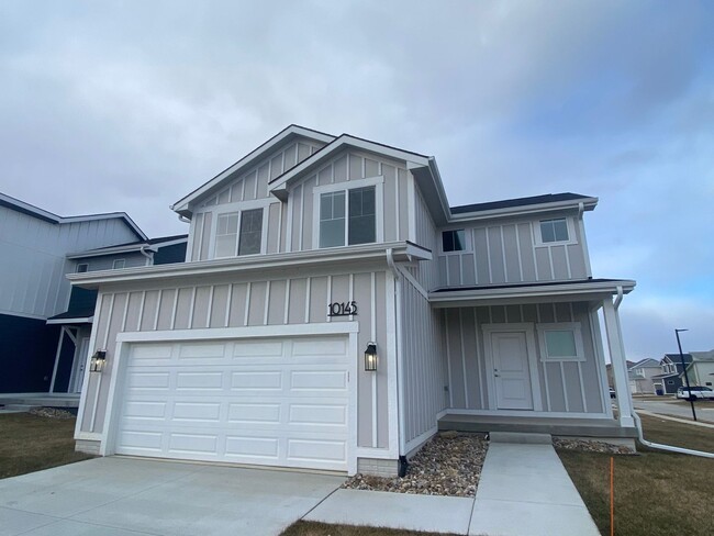 Building Photo - Newly Built Home for Rent in West Des Moines!