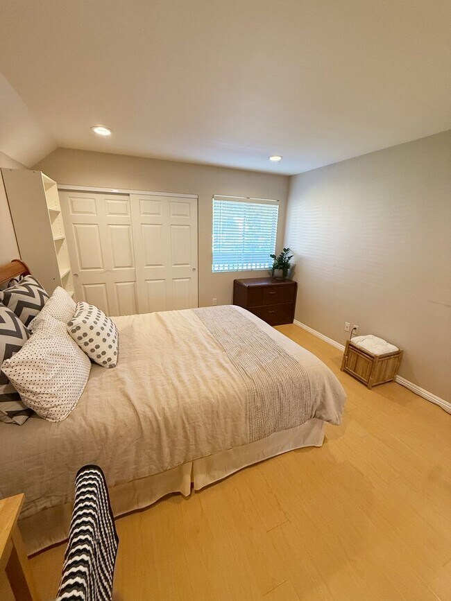 Building Photo - Beautiful 2 Bed/2 Bath Condo for Rent in Mission Verde!