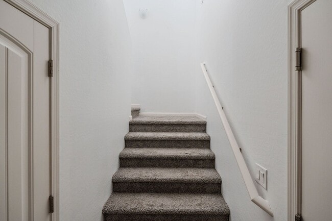 Building Photo - 3 bedroom home in Gilbert!