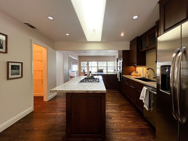 Building Photo - Wine Country Retreat with Guest Cottage & Vineyard Views
