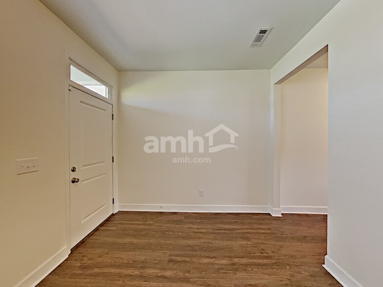 Building Photo - 604 Drema Ct