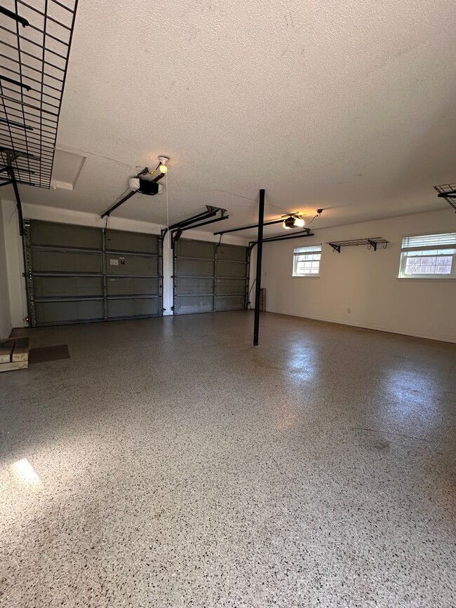 Building Photo - Newly Renovated 3 bedroom home in Miramar Beach