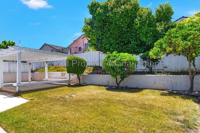 Building Photo - 8845 Sparren Way