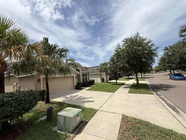 Building Photo - 8222 Willow Beach Dr