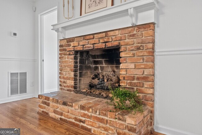 Building Photo - 206 Fortson Dr