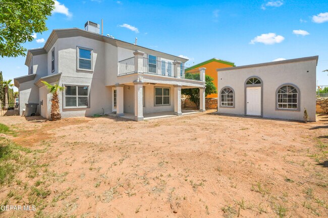 Building Photo - 3209 Tierra Ave Pl