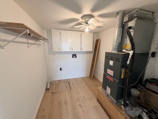 Building Photo - 421 N Archer St