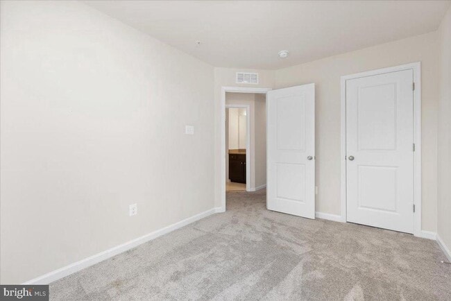 Building Photo - 7210 Hartley Ln