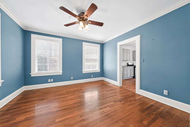 Building Photo - 1237 Owsley Ave