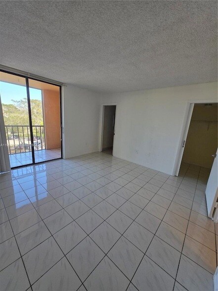 Building Photo - 8600 SW 133rd Avenue Rd