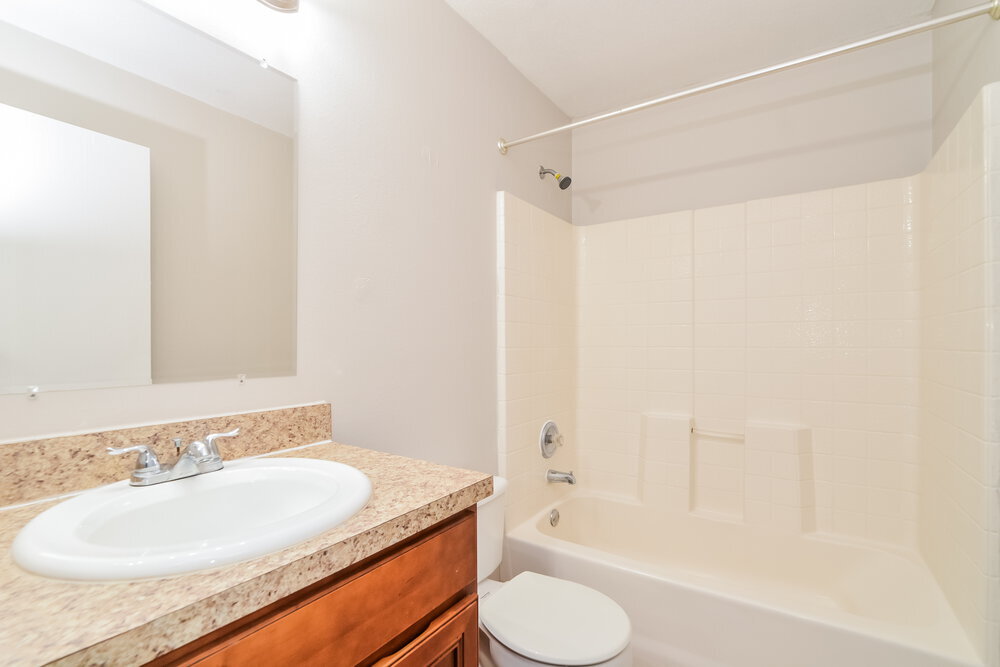 Building Photo - 3137 Holland Dr