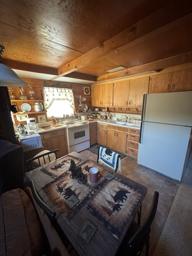 Building Photo - Charming Fully Furnished A-Frame Home with...