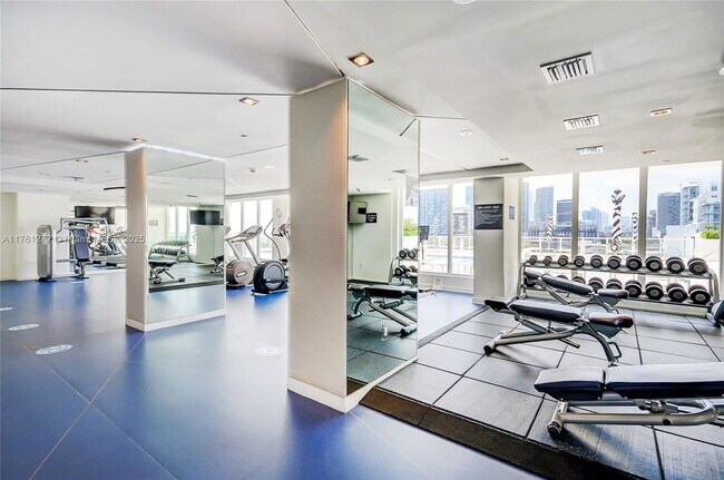 Building Photo - 4250 Biscayne Blvd