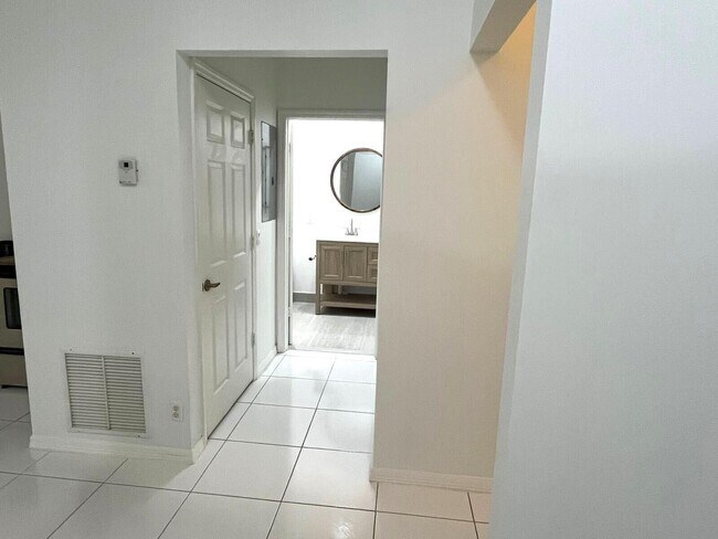 Building Photo - 3166 Via Poinciana