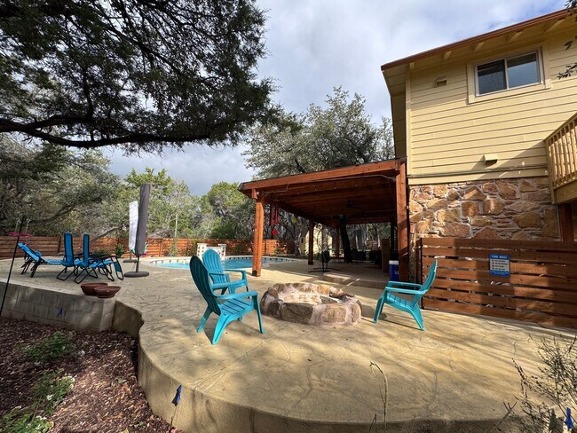 Building Photo - 2802 Horseshoe Bend Cove