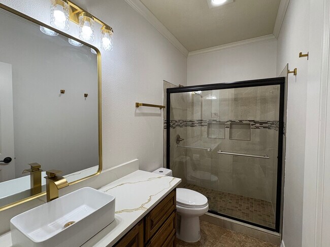 Building Photo - 3585 Canyon Ln