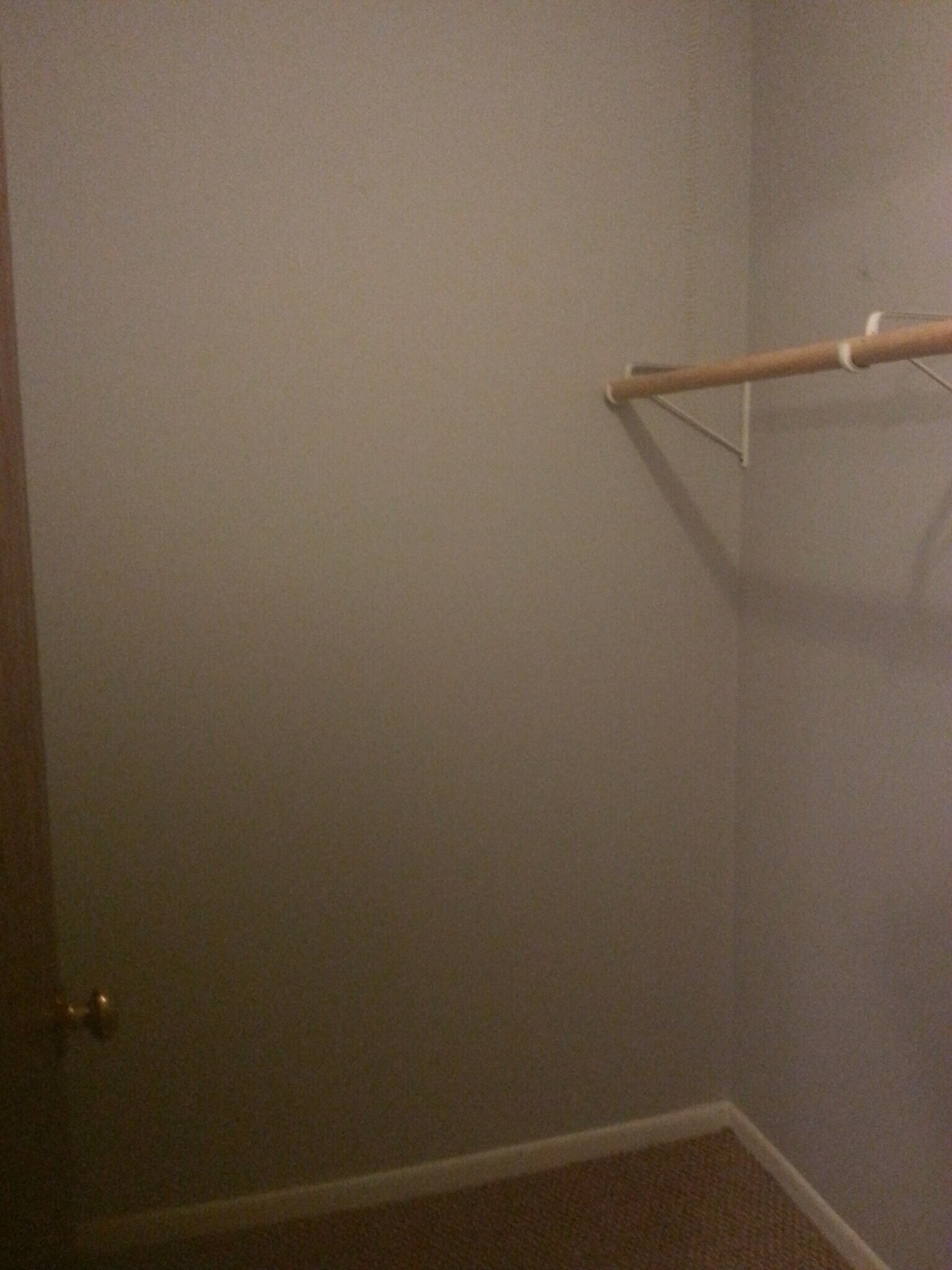 Building Photo - 444 E Osage Ln